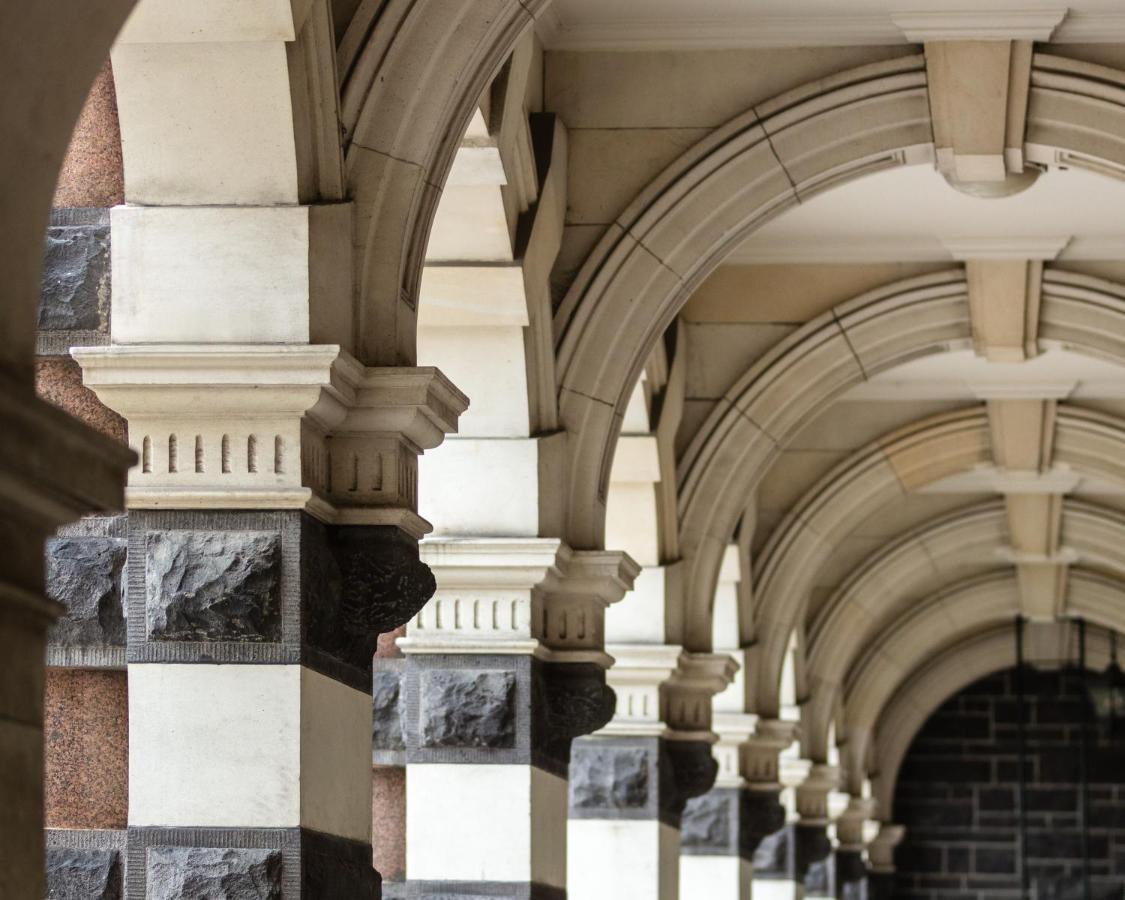 Ebb-Dunedin Extérieur photo The arcade