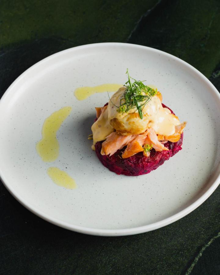 Ebb-Dunedin Extérieur photo Salmon and beetroot