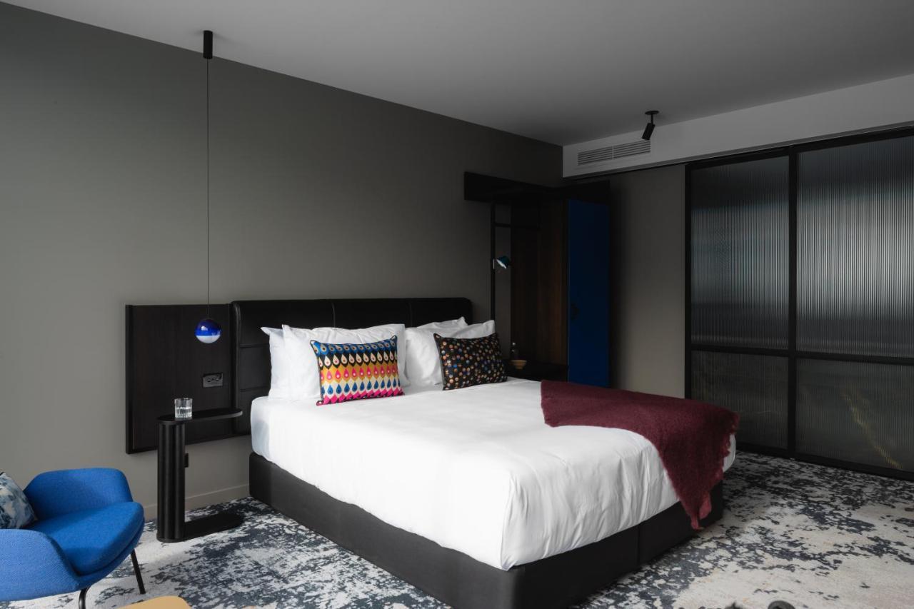 Ebb-Dunedin Extérieur photo A room at the hotel